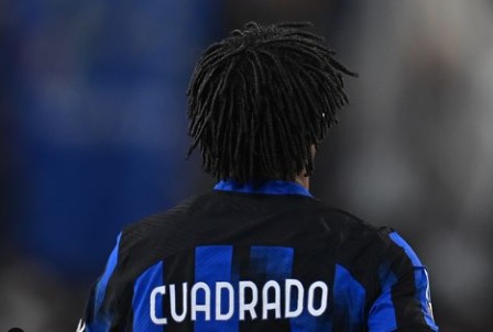 Kembali ke Allianz Stadion dengan Seragam Inter Milan, Juan Cuadrado Jadi Ejekan Fans Juventus