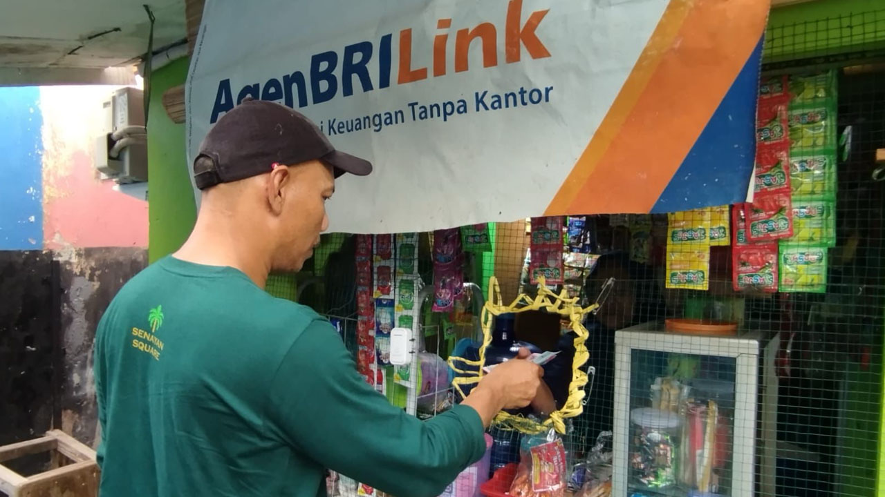 Bergabung Menjadi AgenBRILink, Pendapatan Pelaku UMKM di Simalungun Ini Meningkat