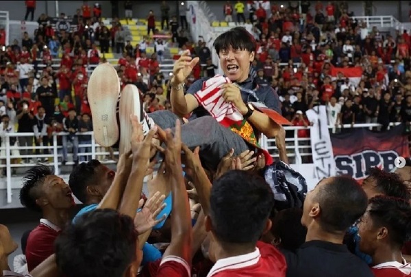 Dua Kali Kalahkan Curacao, Shin Tae-yong Sukses Bawa Timnas Indonesia Naik Peringkat di FIFA...