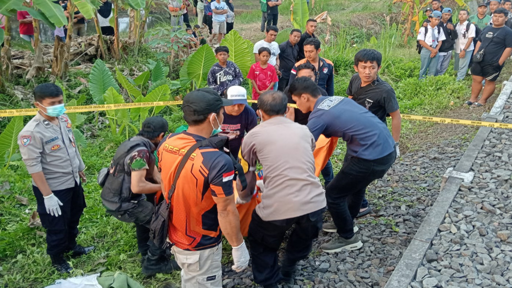 Siswi SMK Berusia 16 Tahun Tewas Terlindas Kereta di Kabupaten Tasikmalaya, ini Kronologinya