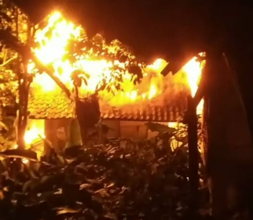 Rumah Lansia Terbakar di Kabupaten Tasikmalaya, Kerugian Mencapai Rp 25 Juta