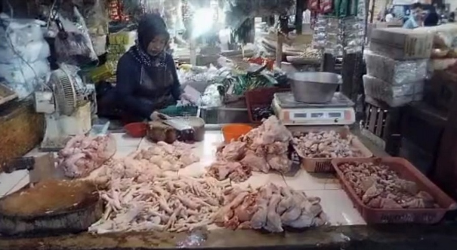 Harga Pakan Naik? Daging Ayam di Pasar Singaparna Tembus Rp 40 Ribu, Dinas Koperasi UMKM Belum Tahu