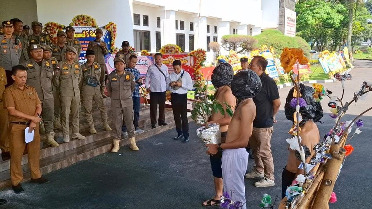Ancaman Bencana Sampah di Kota Tasikmalaya, KCT Ingatkan Pemkot Lewat Aksi Simbolik