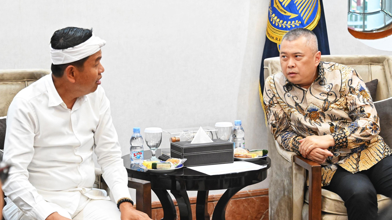 Bandung Timur - Bandung Barat Dihubungkan LRT? Ini Isi Pertemuan Dudy Purwagandhi - Dedi Mulyadi