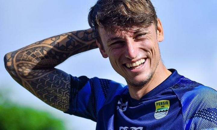 Stefano Beltrame Gandakan Motivasi Lawan Bali United, Optimis Catatan Minor Persib Terhenti