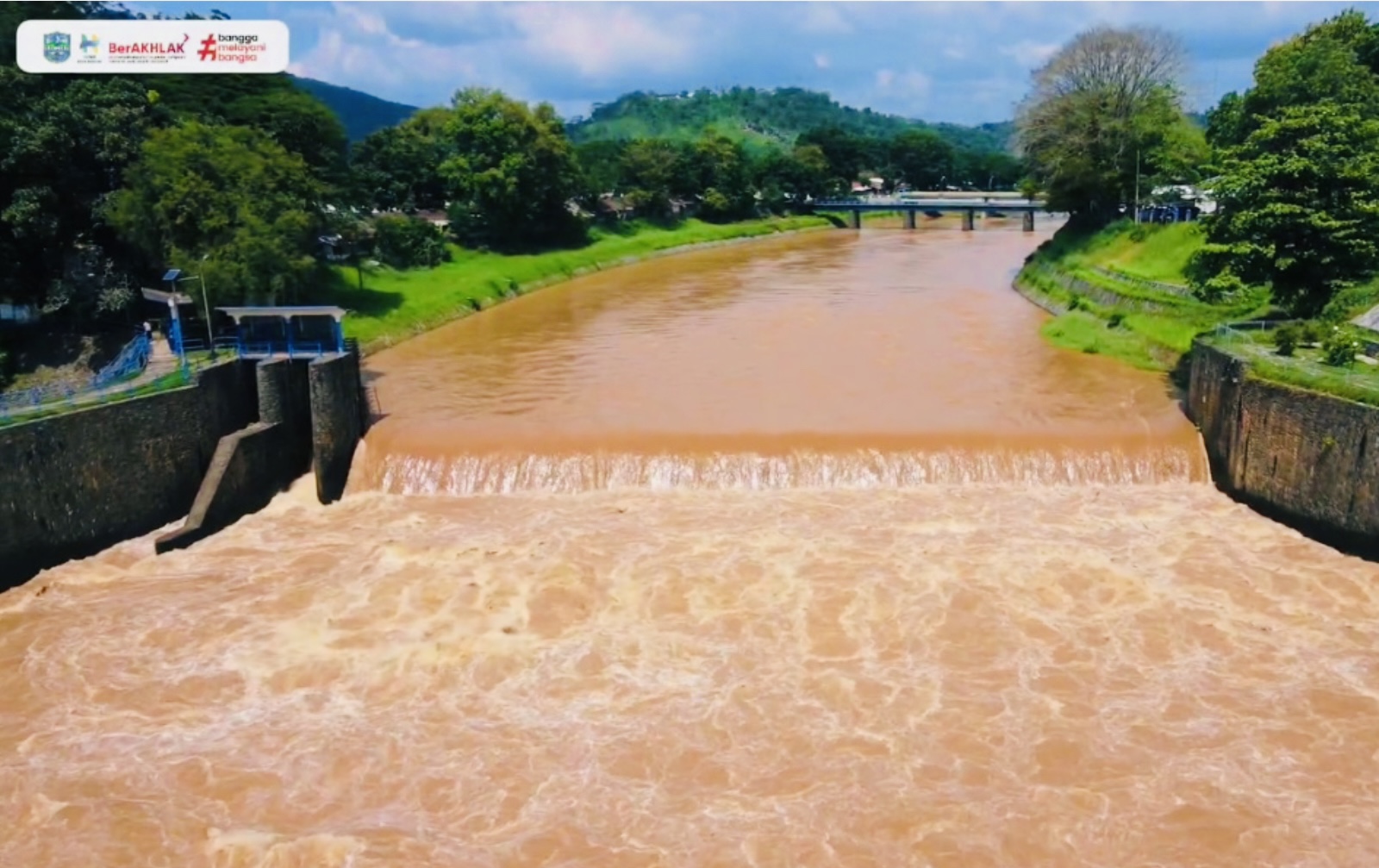 Aliran Sungai Citanduy di Kota Banjar Disebut Mirip Minuman ‘Thai Tea’, Pemandangan Indah Bikin Betah