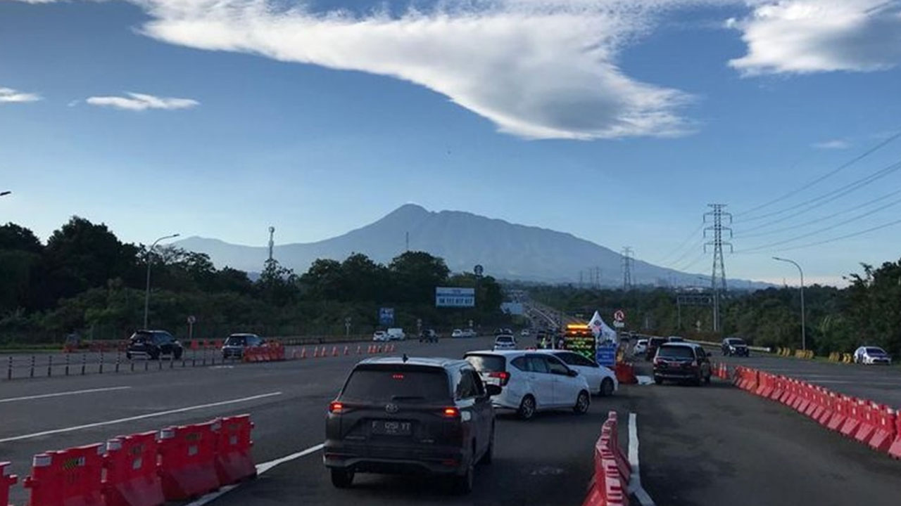 Jadwal Contraflow dan One Way di Tol Japek-Jagorawi Selama Libur Nataru 2025/2026