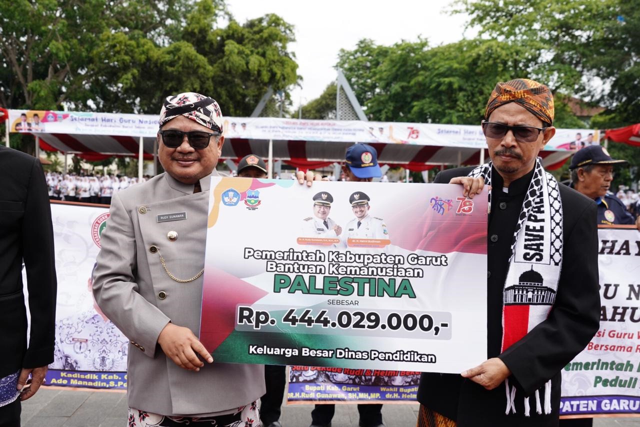 Saat Peringatan Hari Guru Nasional, Pendidik di Kabupaten Garut Ramai-Ramai Berdonasi untuk Palestina 