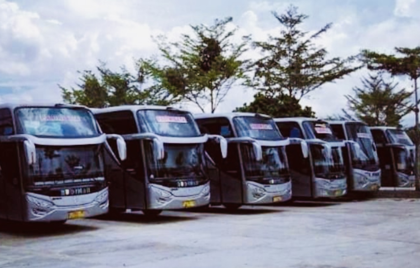 Bus yang Dijuluk ‘Raja Jalanan’ Ini Ternyata Punya Armada Pariwisata, Jumlahnya Puluhan Unit Bisa Kita Sewa  