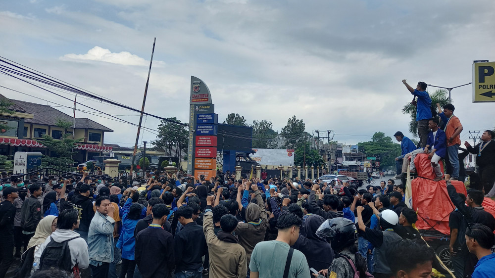 Lagi-Lagi Mahasiswa Aksi di Mapolres Tasikmalaya Kota, Buntut Tindakan Represif