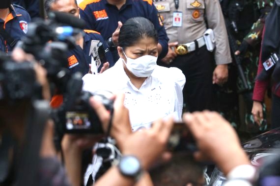 Penyidik Lakukan Evaluasi Kesehatan Putri Candrawathi, Akankah Ditahan Saat Penyerahan Berkas ke Kejagung? 