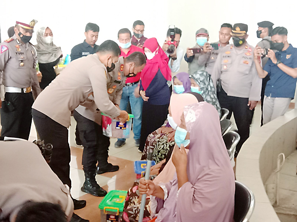 Covid Belum Usai, Kapolda Jawa Barat Ajak Masyarakat Lakukan Vaksinasi Booster