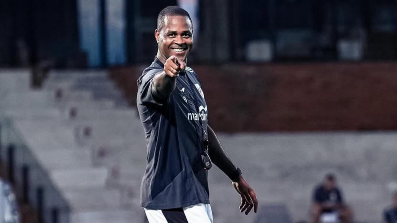 Patrick Kluivert Full Senyum! Wonderkid Timnas Pulih Cedera, Miliano Jonathans Segera Jadi WNI