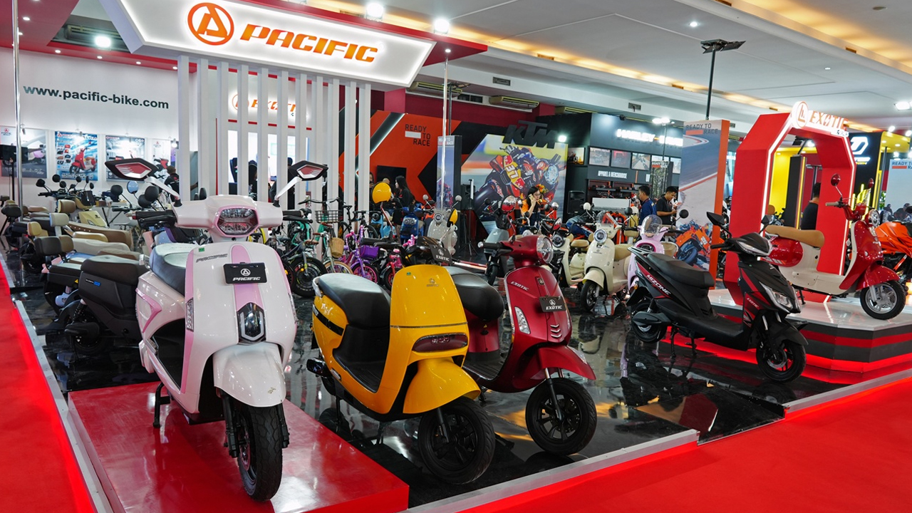 Motor Listrik Pacific Bike Diskon Hingga Rp 6,8 Juta di IIMS 2026