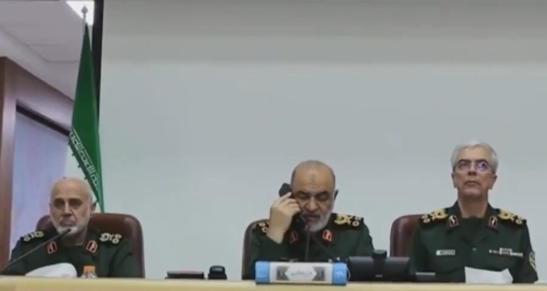 Komandan Garda Revolusi Iran Siarkan Rekaman Saat Berikan Perintah Serang Israel