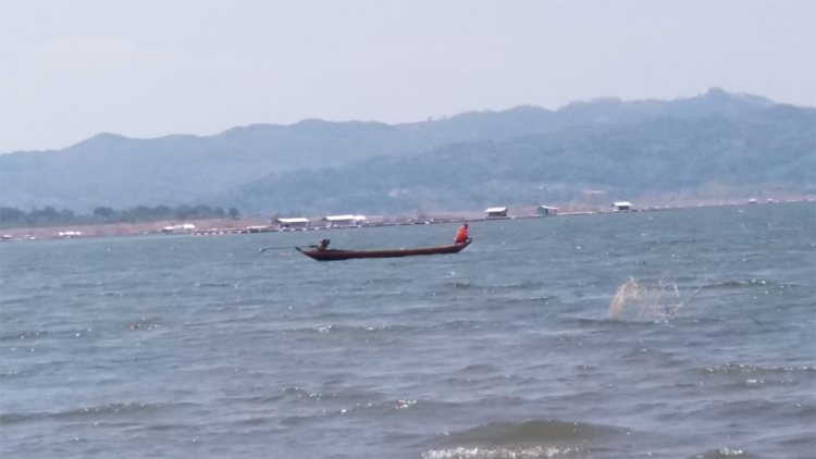 Badai Waduk Jatigede Ancam Nyawa Nelayan, Ombak Besar Sering Terjadi Tiba-Tiba