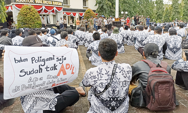 Ratusan Guru Turun ke Jalan, Wali Kota Banjar Janji Kembali Anggarkan TPP Tunda Tahun 2023