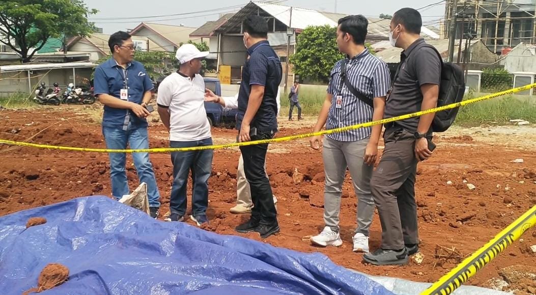 Polisi Beri Penjelasan Soal Beras Bansos Dipendam Pihak JNE di Depok 