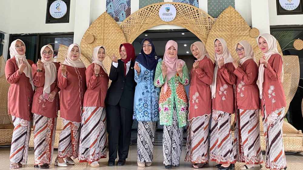 PKK Kota Tasikmalaya Dorong Keluarga Cerdas Digital dan Berkarakter