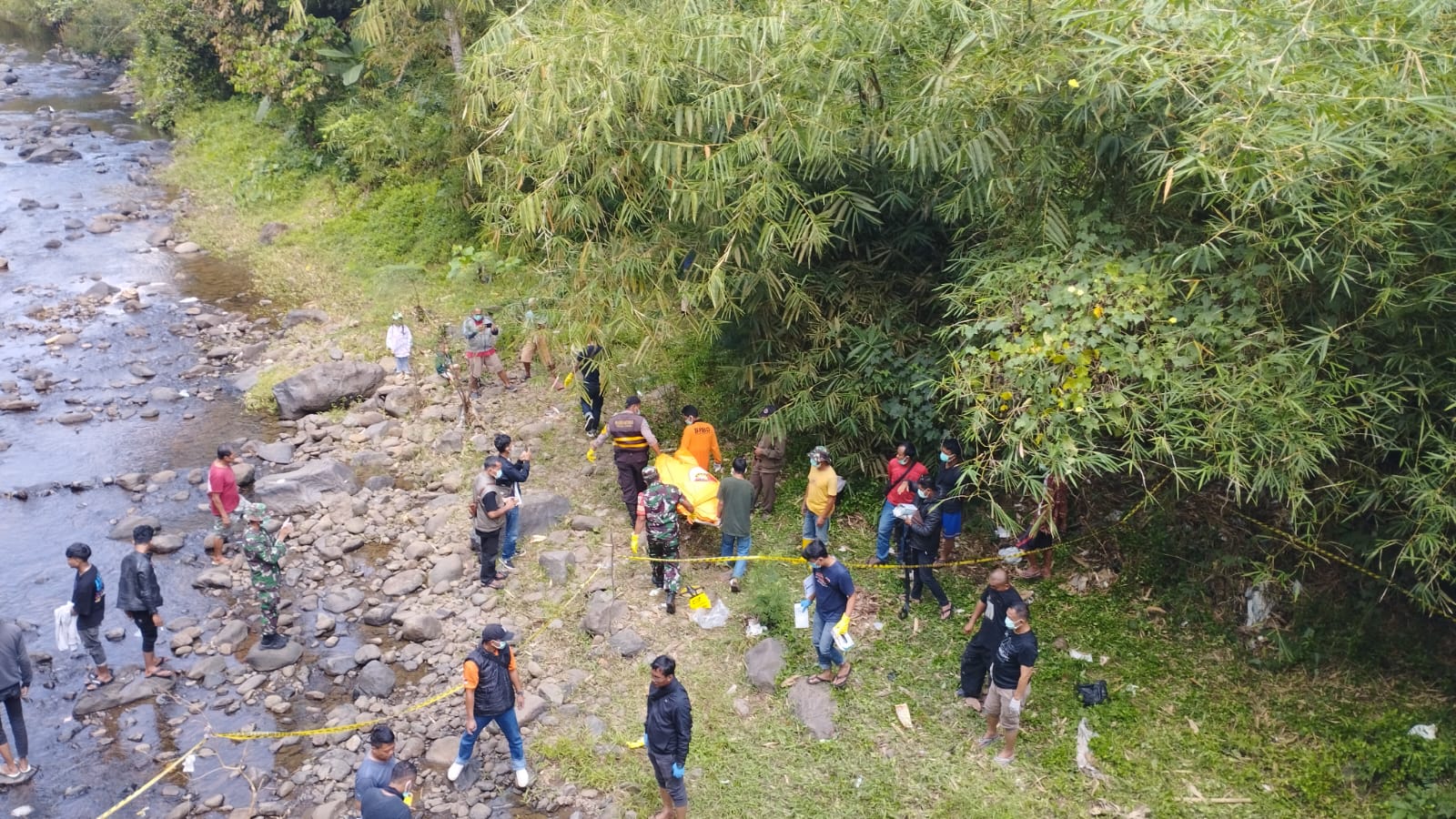 Penemuan Mayat Dalam Karung di Jatiwaras, Tasikmalaya: Awalnya Disangka Sampah