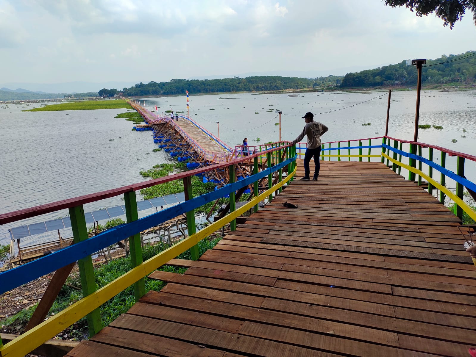 Jembatan Ki Jagabaya, Terapung dan Terpanjang di Jawa Barat