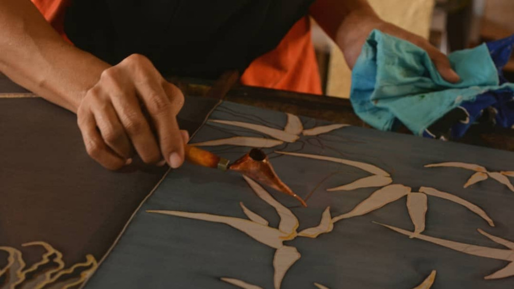 Dari Hari Batik Nasional hingga Kelahiran Mahatma Gandhi