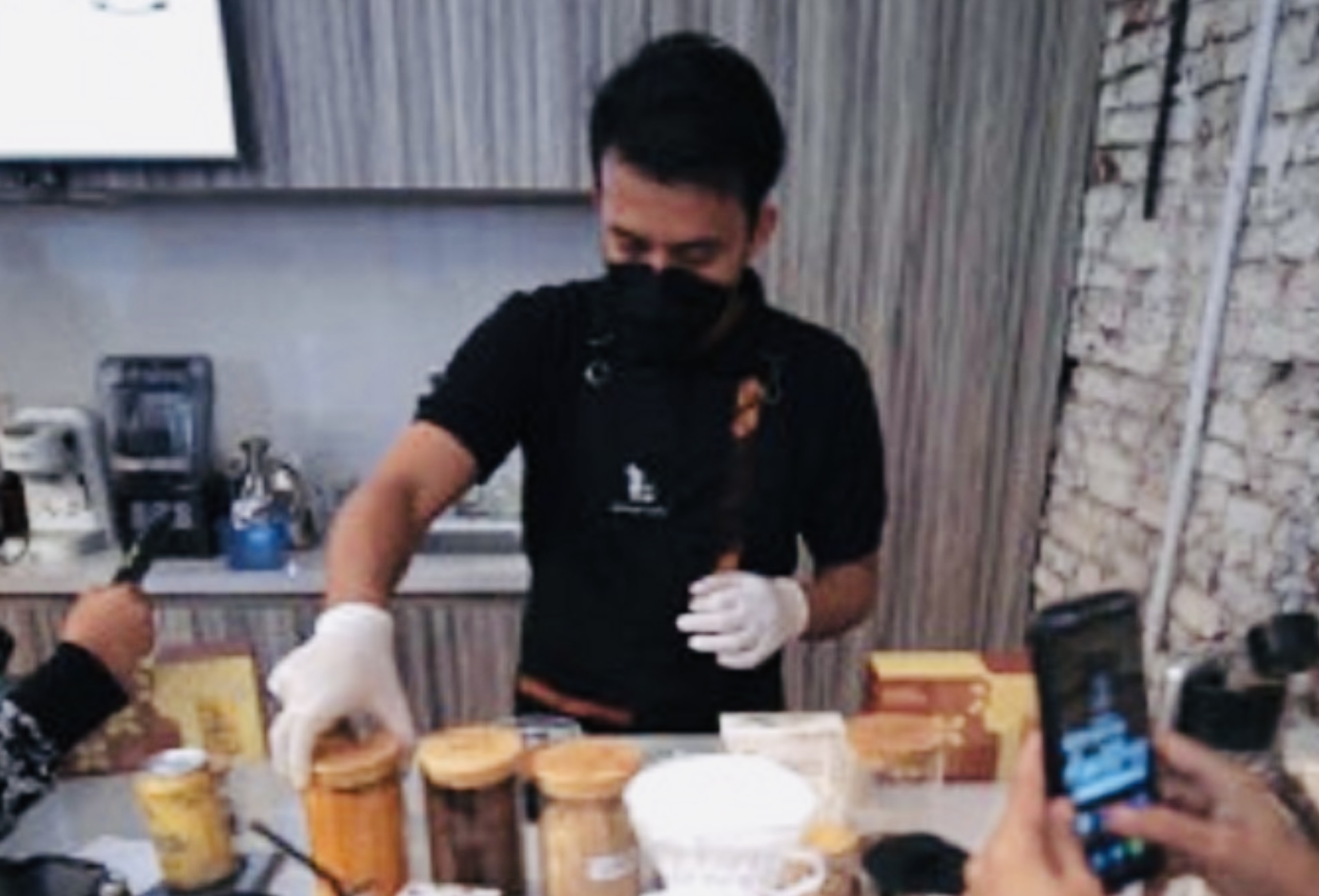 Jamu, Menjadi Kuliner Tradisional yang Mulai Digandrungi Kaum Milenial