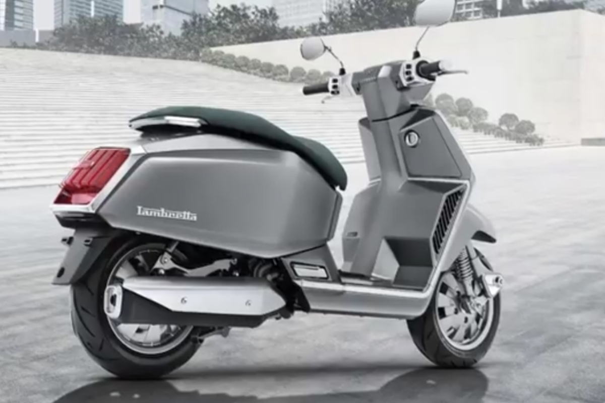 Siap Meluncur! Lambretta X300 SR 2025 Kembali Hadirkan Gaya Skutik Retro Terbaru, Ini Bocorannya! 