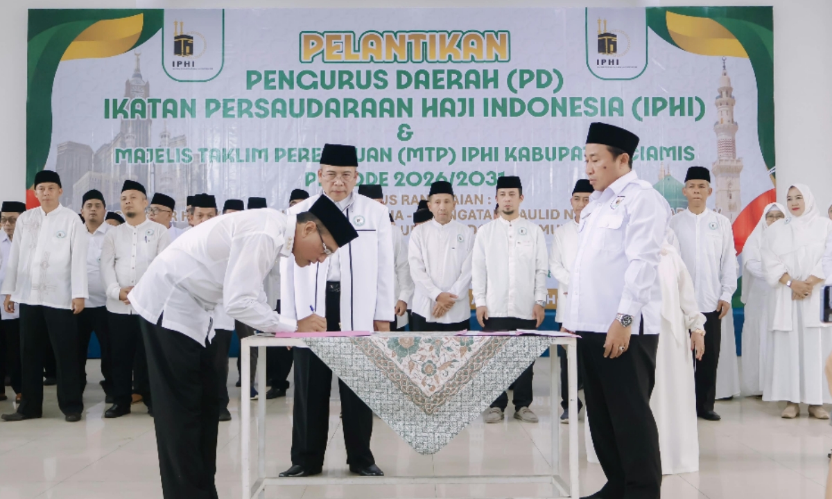IPHI Ciamis Dilantik, Bupati Herdiat Dorong Program Pasca-Haji Lebih Berdampak