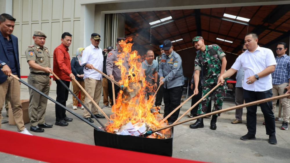 KPU Kota Tasikmalaya Musnahkan Surat Suara Kelebihan dan Rusak Jelang Pemilu 2024