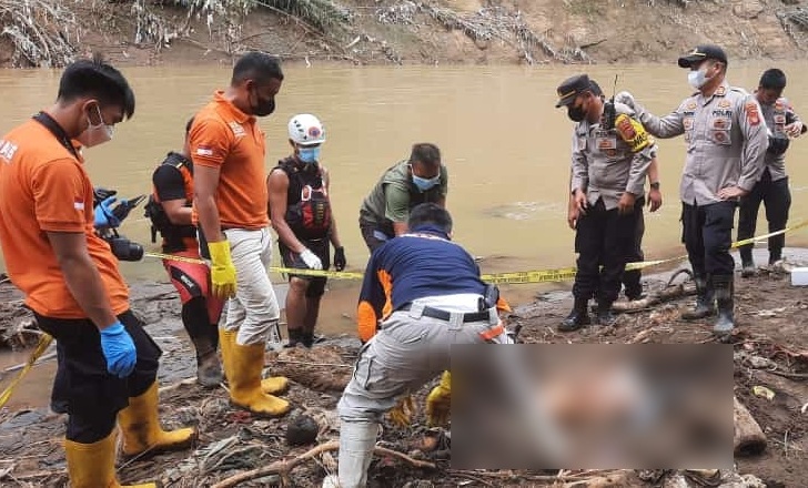 Identitas Jasad Pria Membusuk di Tepi Sungai Citanduy Diketahui, Ternyata Korban Banjir Bandang Cihaurbeuti