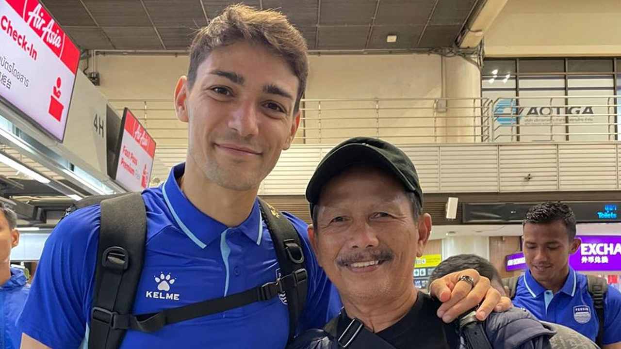 Djanur Nostalgia Rayakan Kemenangan Bersejarah Persib di Bangkok