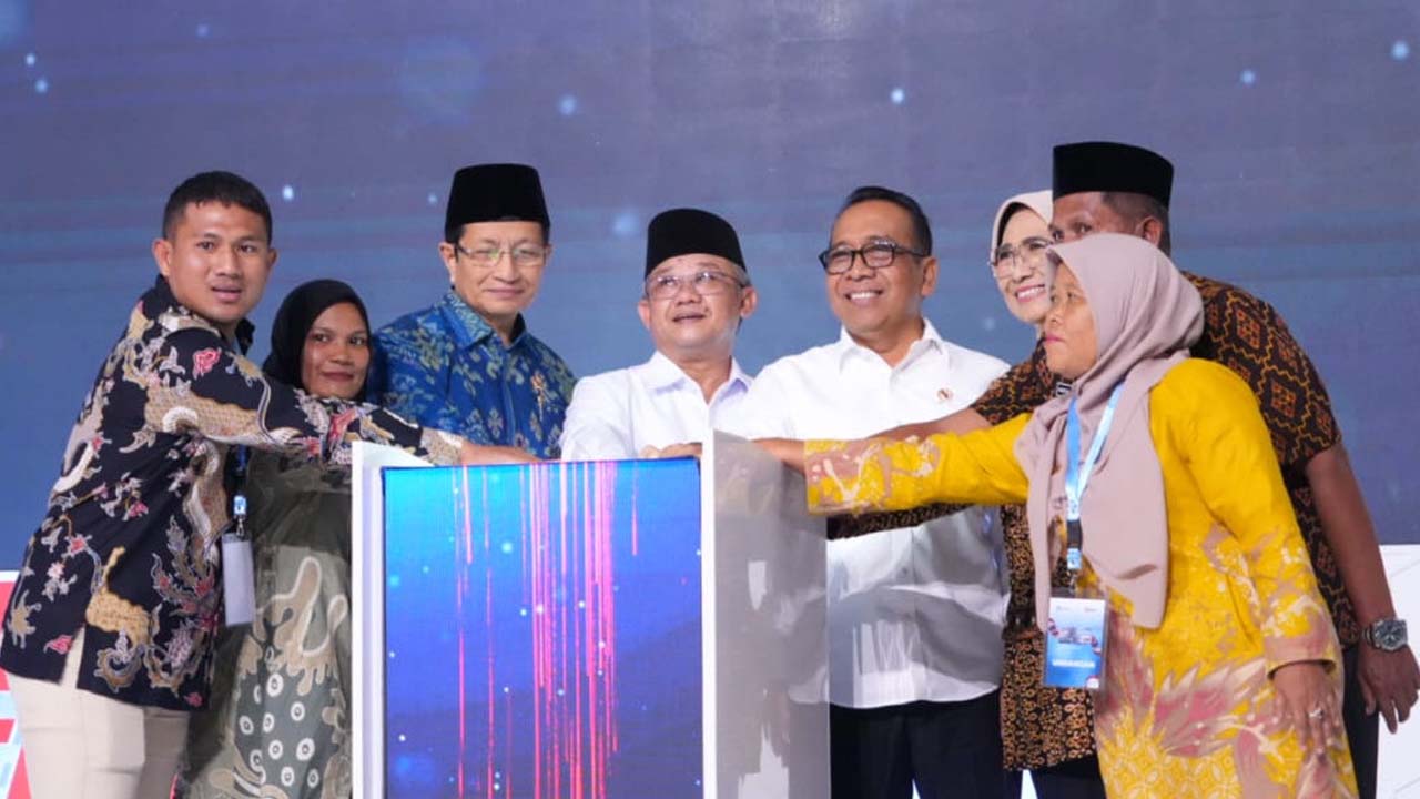 Pemerintah Resmikan Penyaluran Bantuan bagi Guru Non-ASN dan Pendidik Non Formal