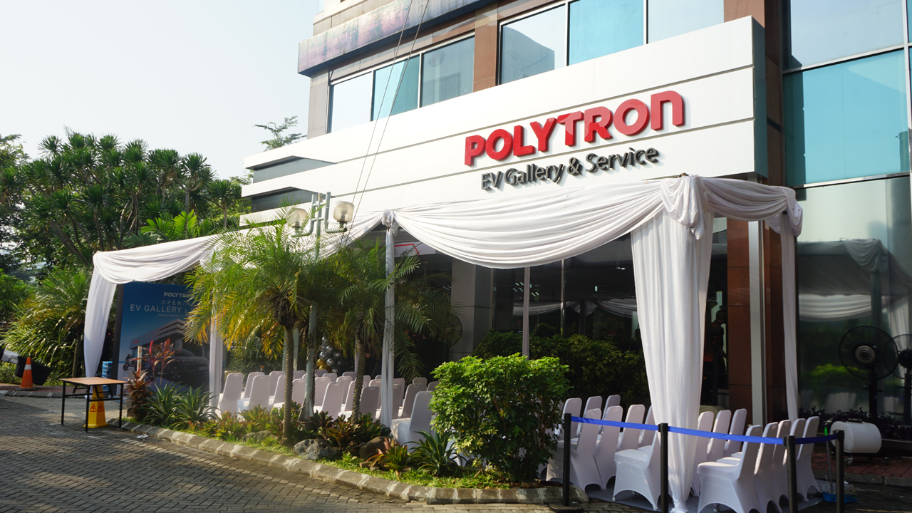 Polytron Punya Showroom Mobil Listrik Pertama, Hadirkan Layanan One Stop Solution di Jakarta