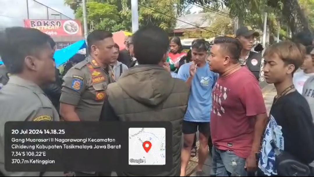 Kericuhan antara Petugas Satpol PP dan PKL Alun-Alun Dadaha Kota Tasikmalaya karena Hal ini