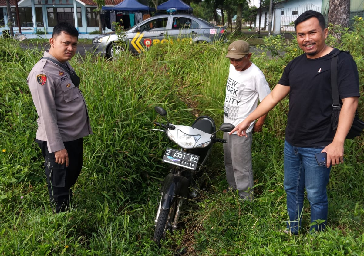 Ada Motor Bebek di Sekitar Lokasi Korban Tewas Tertemper Kereta Api di Purbaratu Tasik