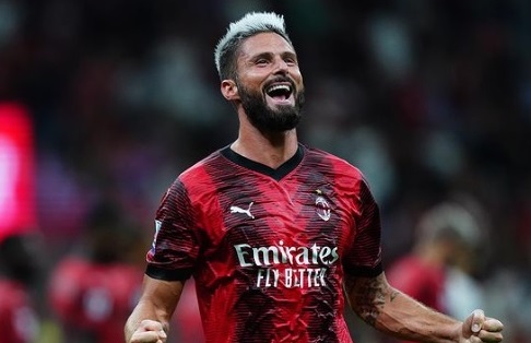 Borussia Dortmund vs AC Milan: Olivier Giroud Mengaku Merindukan Momen Membobol Gawang Lawan