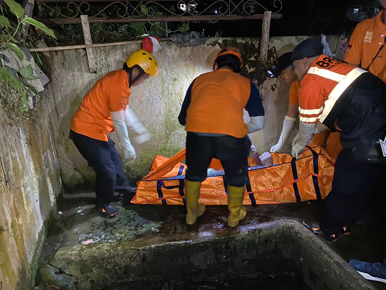 BREAKING NEWS; Diduga Jatuh ke Sumur, Seorang Kakek di Sambongjaya Kota Tasikmalaya Meninggal Dunia