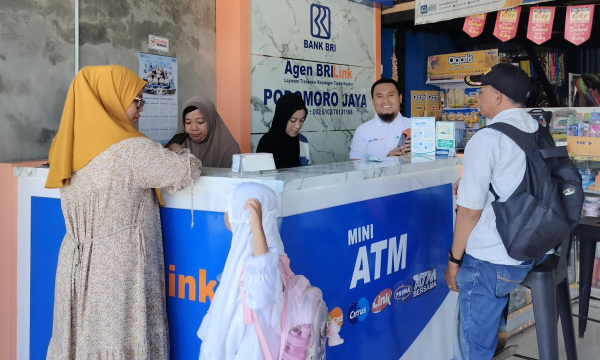 AgenBRILink Dekatkan Akses Layanan Keuangan bagi Petani di Kabupaten Gowa
