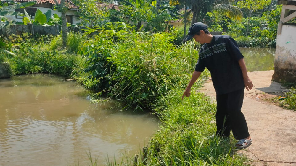 Warga Gunungcupu Kabupaten Ciamis Geger, Ada Mayat Lansia Tak Dikenal Disangka Boneka di Kolam Ikan