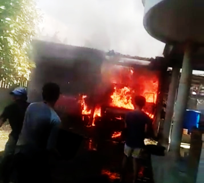 Bensin Tumpah, Garasi dan Dua Mobil Terbakar di Sariwangi Tasikmalaya, Satu Orang Alami Luka
