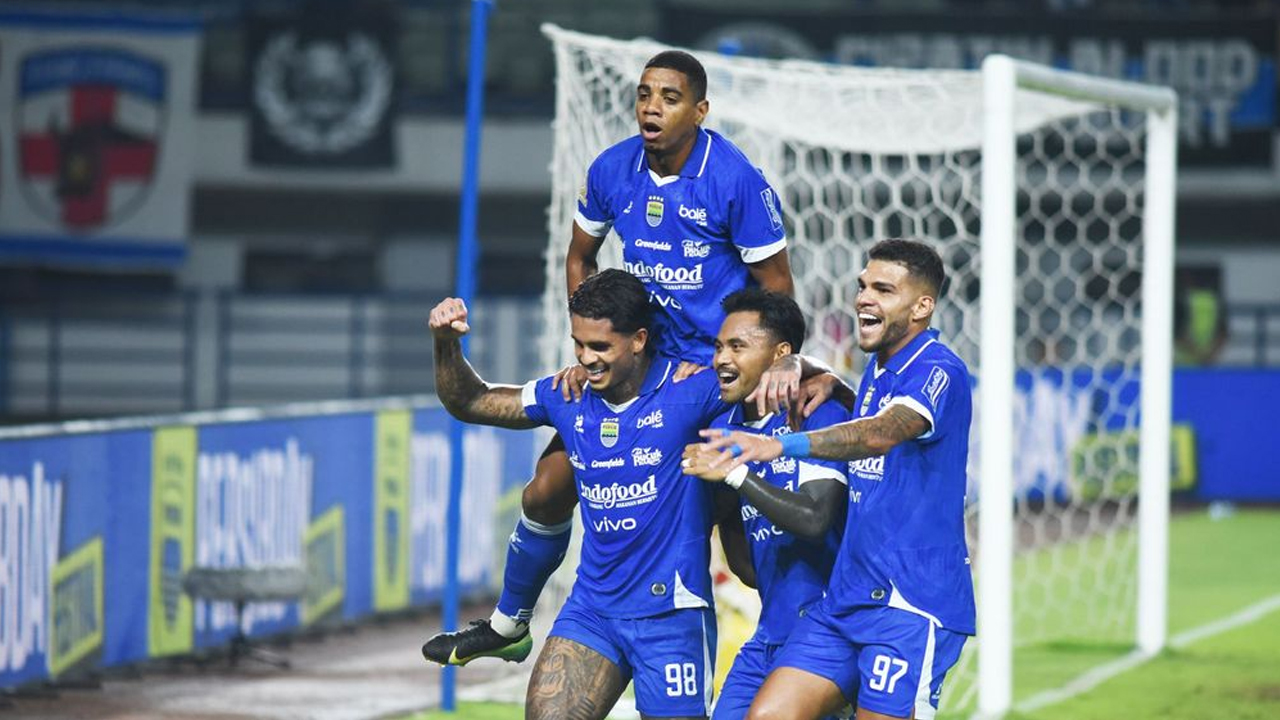 Makin Percaya Diri, Ramon Tanque Siap Hadapi Persebaya, Target Persib Pertahankan Puncak Klasemen