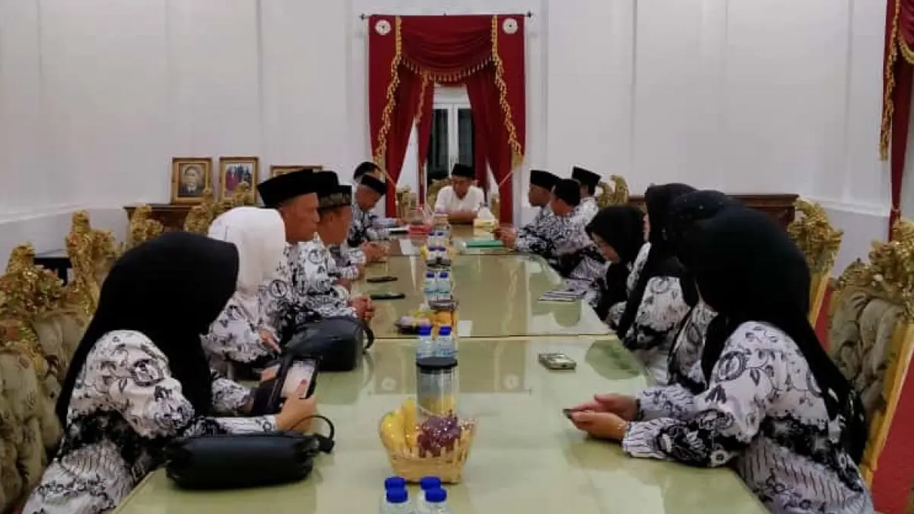 Banyak Kepala Sekolah Jabatan Rangkap, PGRI Temui Bupati Tasikmalaya Cecep Nurul Yakin