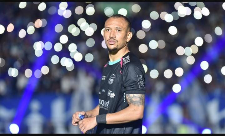 Gustavo Franca Jatuh Cinta dengan Dukungan Bobotoh, Jadi Motivasi Jelang Laga Persib vs Dewa United