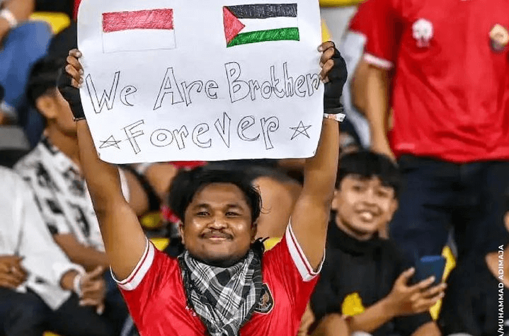 Dukung Rakyat Palestina, PSSI Perbolehkan Suporter Liga 1 Kibarkan Bendera Palestina di Stadion, Bobotoh Siap?