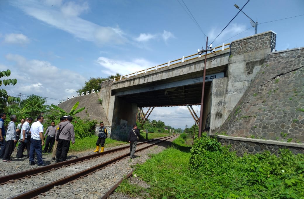 Tembok Sayap Jembatan Pintusinga di Kota Banjar Retak, SPPJJ Wilayah III Lakukan Hal ini