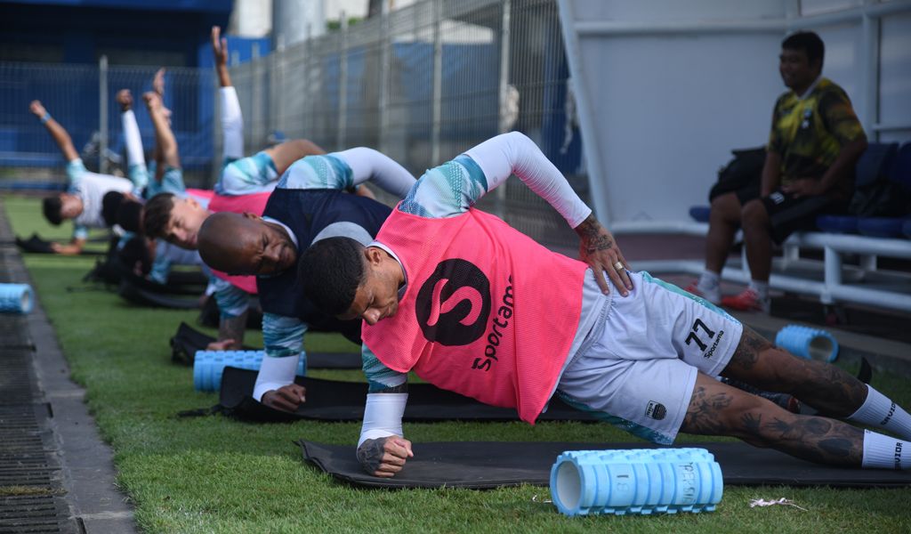 Persib Gas Pol Latihan, David da Silva: Tidak Apa-Apa Kami Menderita Sekarang, Berharap Tak Ada Pemain Sakit