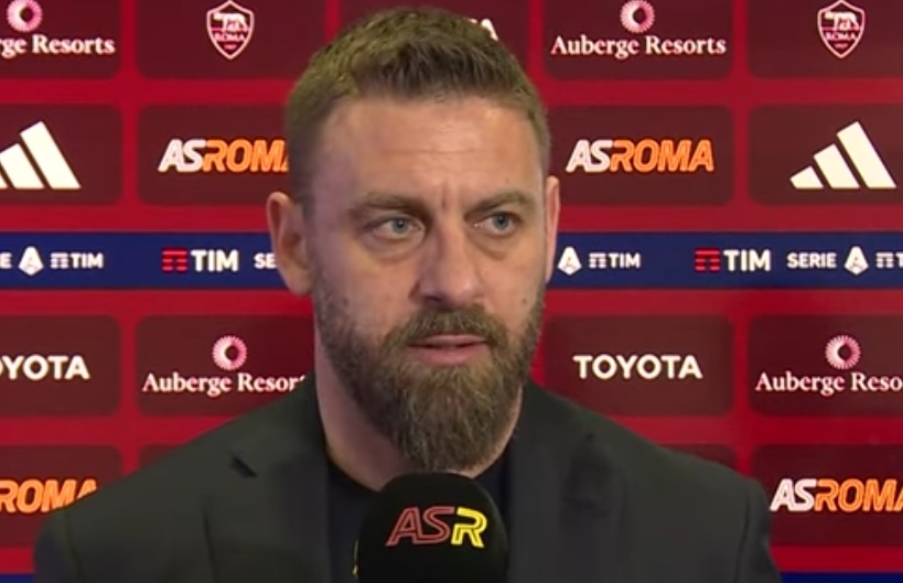 AS Roma Kembali Bermain dengan Formasi 3-5-2, De Rossi: Ide Itu Bukan Karena Ada Insiden Mata-Mata Torino