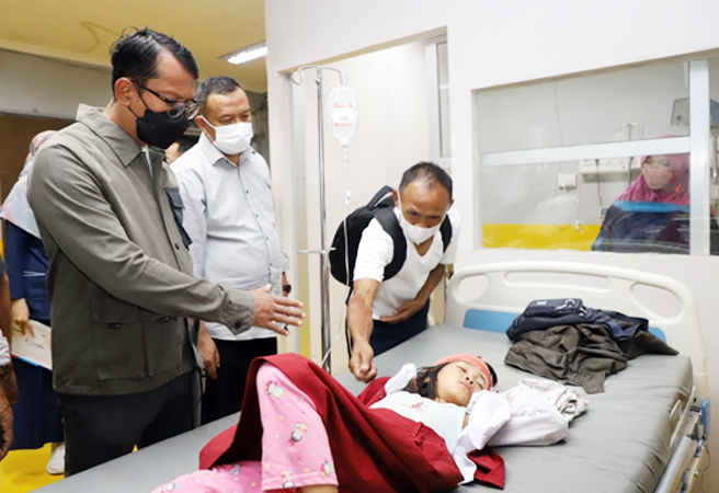 Pasca Insiden Maut di SDN 1 Mandalasari, dr Helmi Budiman Instruksikan Siswa Tak Jajan Pinggir Jalan