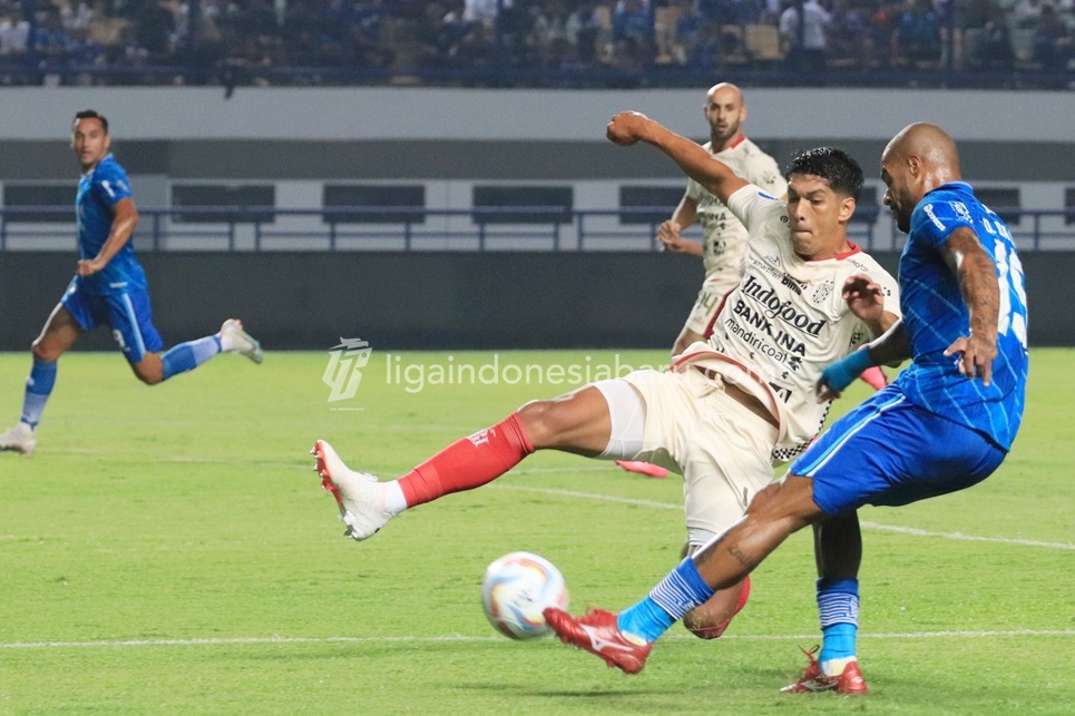 Tensi Tinggi Lawan Persib, Pelatih Bali United Sadar Persib Tim Kuat: Mudah-Mudahan Dapat Main Bagus